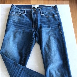 FRAME Skinny Jean